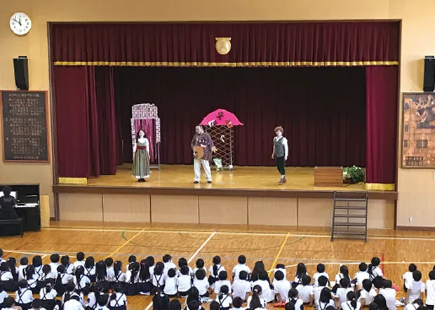 学校での芸術観賞（オペラ）