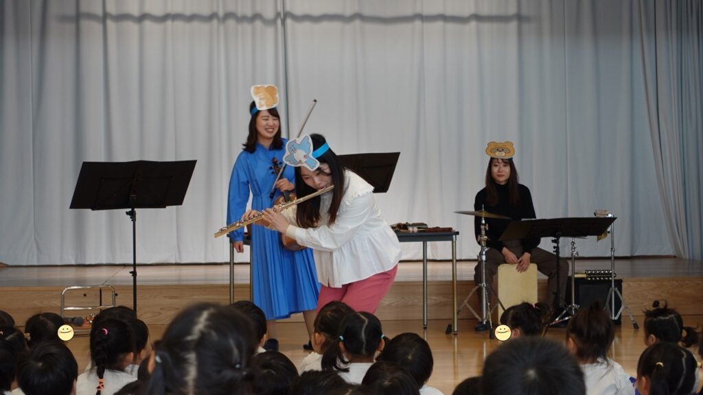 たくさんの楽器と出会うクリスマスコンサート