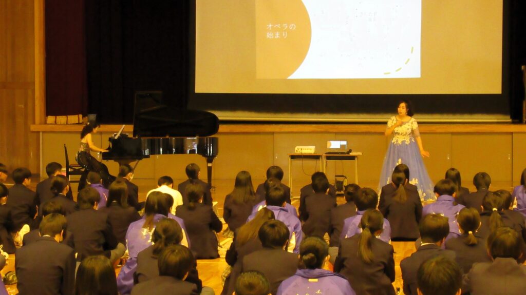 オペラってなに？