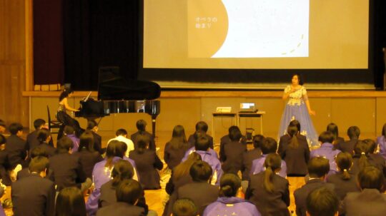 オペラってなに？