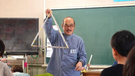 新聞紙でつくってみよう！