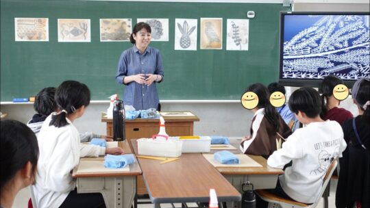 粘土で絵を描いてみよう