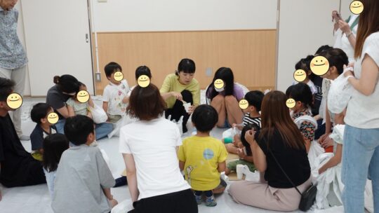 今日だけのトイレットペーパーあそび！